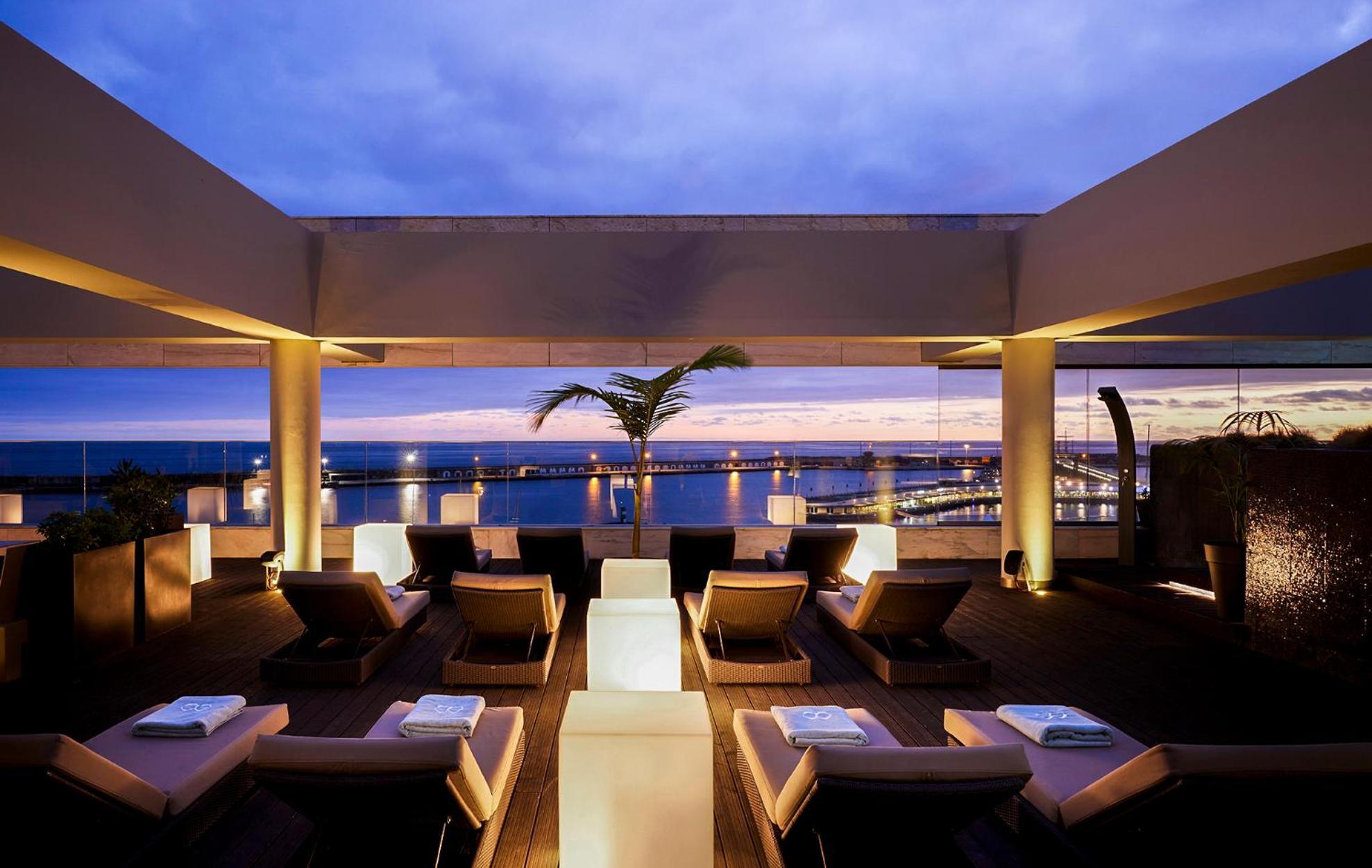 Octant Ponta Delgada Otel Dış mekan fotoğraf The Sky Bar