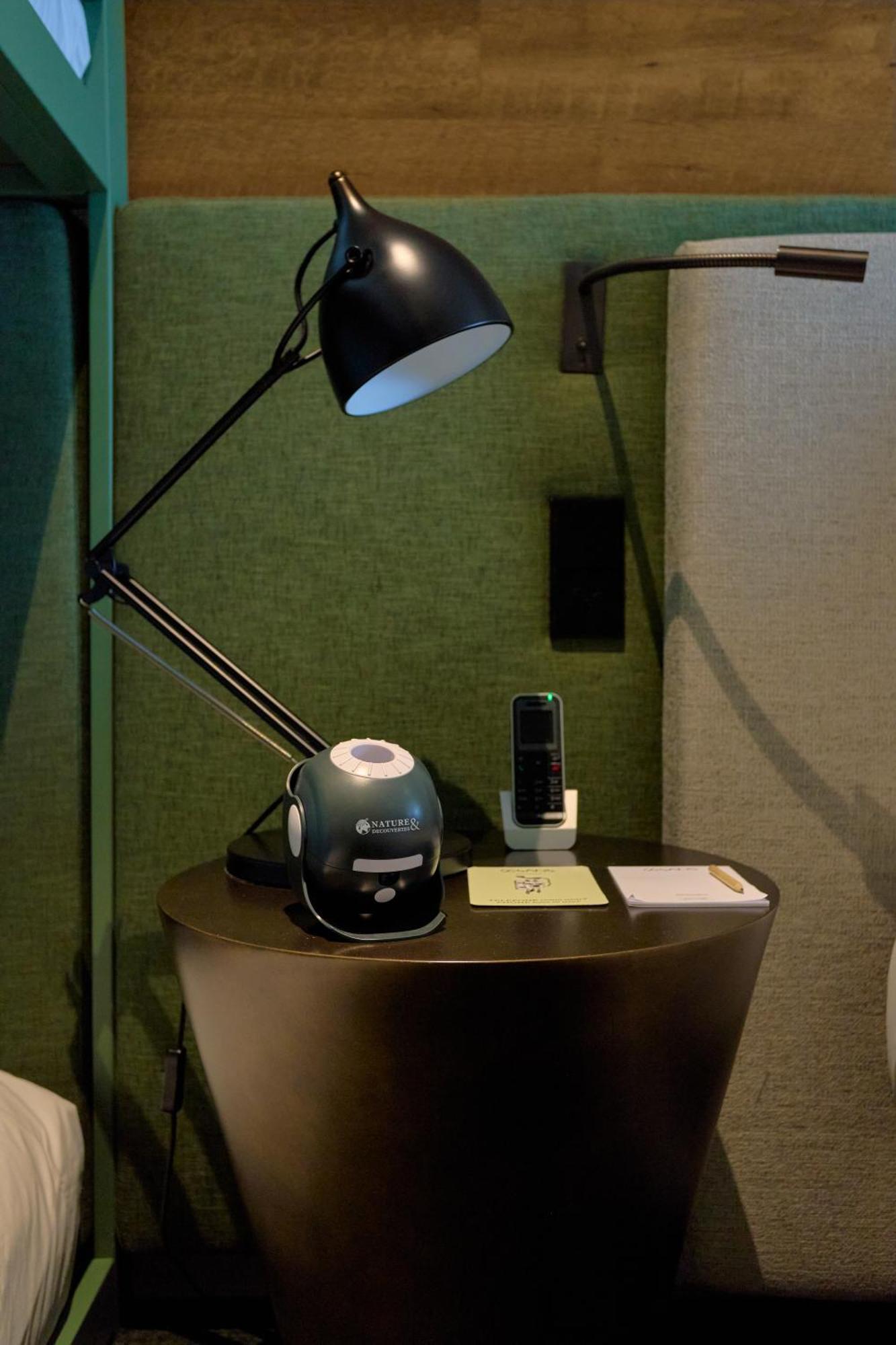 Octant Ponta Delgada Otel Dış mekan fotoğraf A humidifier in a hotel room